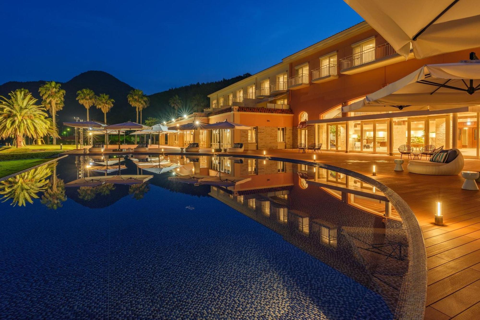 Marissa Resort Sazanseto Suo-Oshima Екстериор снимка