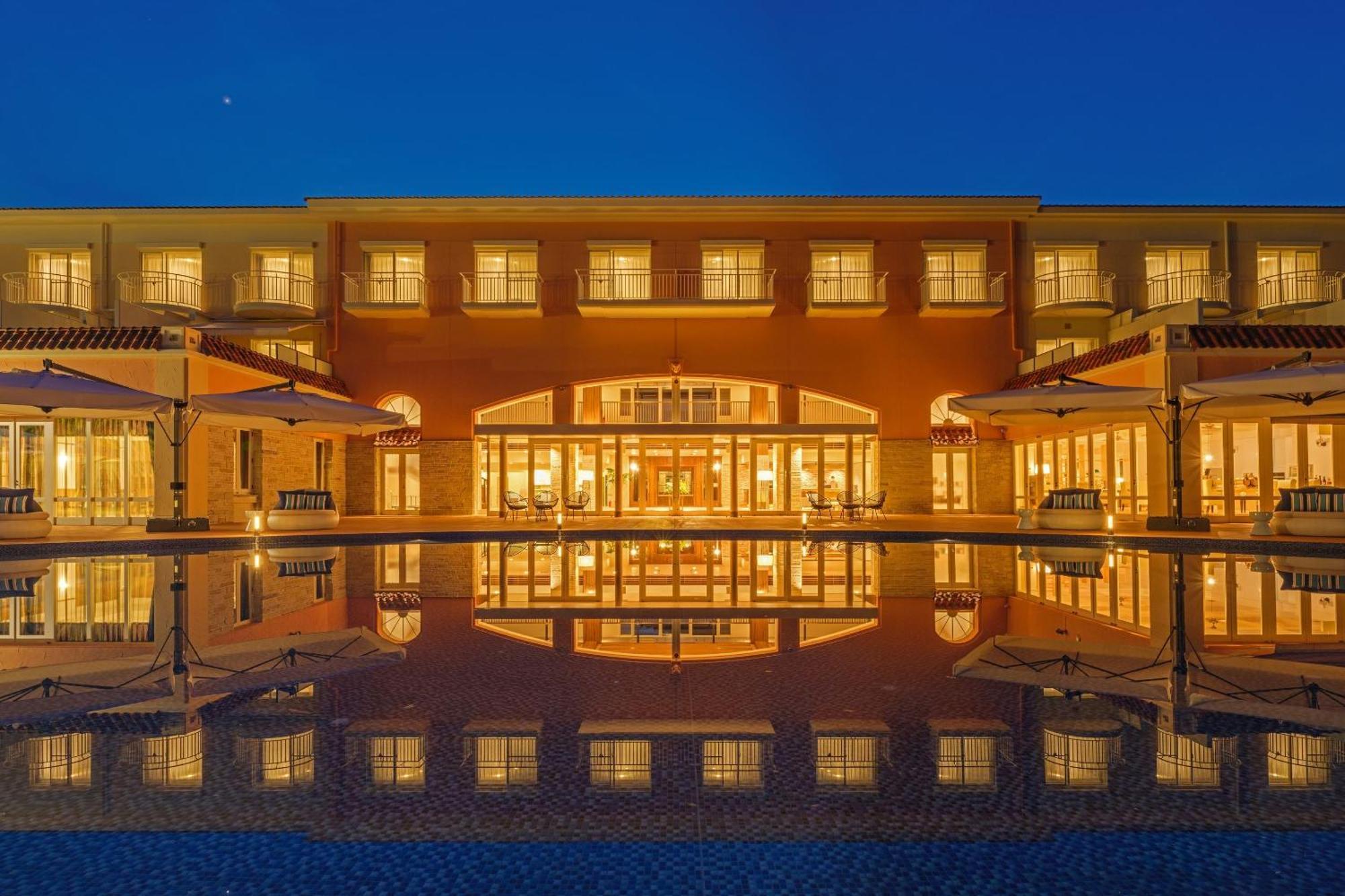 Marissa Resort Sazanseto Suo-Oshima Екстериор снимка