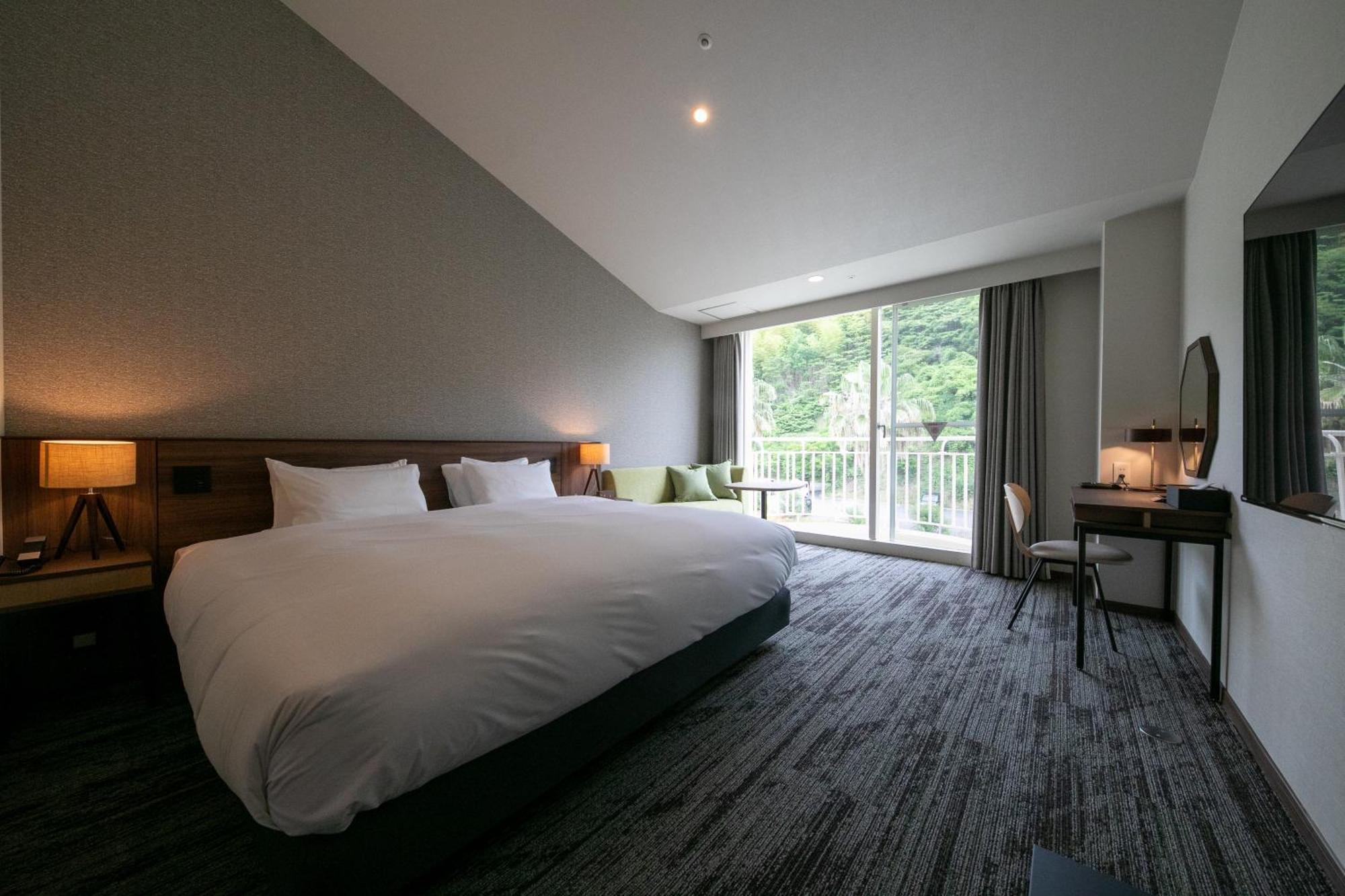 Marissa Resort Sazanseto Suo-Oshima Екстериор снимка